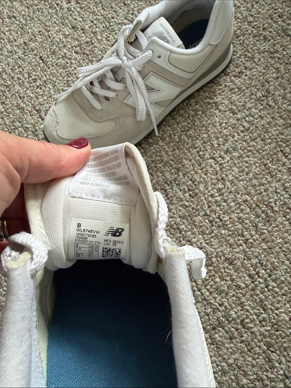 New Balance Beige and White Classic Lace-Up Sneakers - Picture 2 of 2